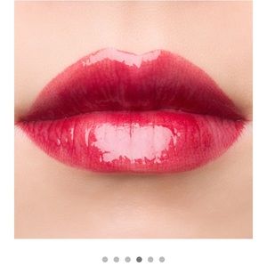 Becca Lip Gloss - Ruby Fire